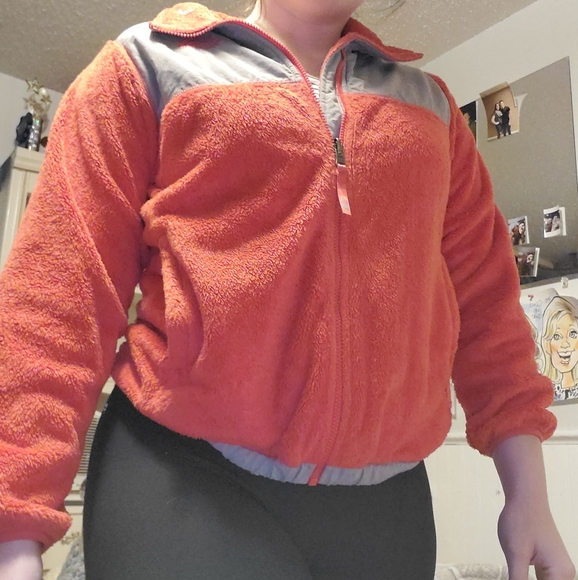 Pink North Face Jacket - Picture 2 of 4